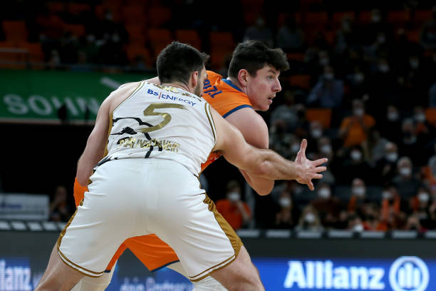 在最新一轮 在最新一轮