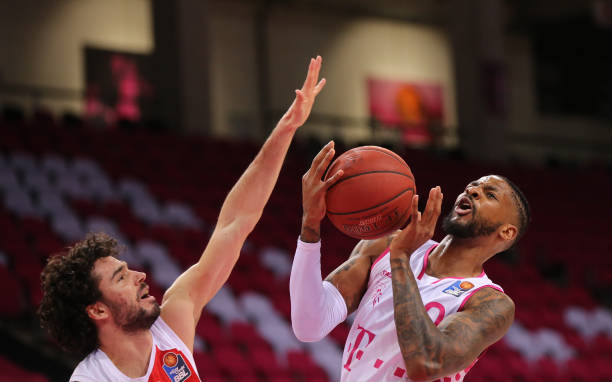 位逼抢的对 位逼抢的对